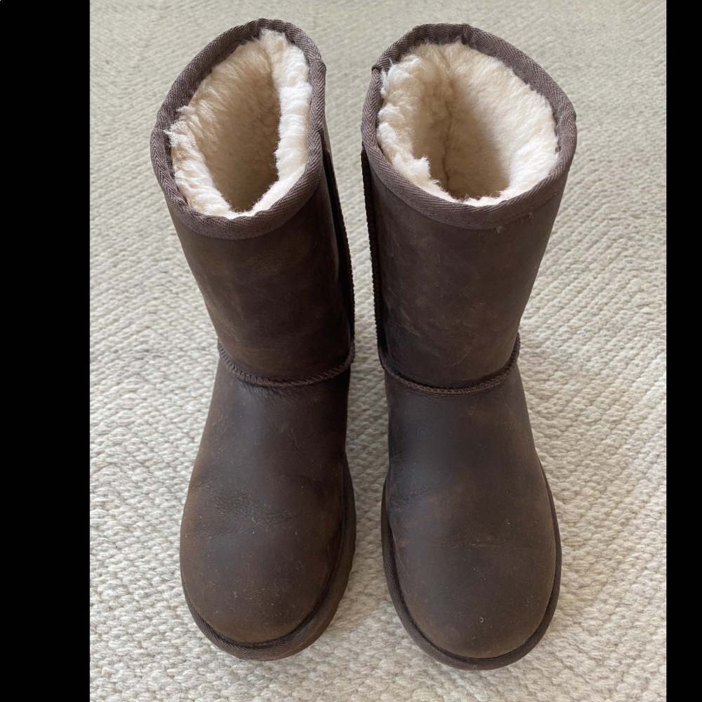 UGG Classic Short Leather Boots